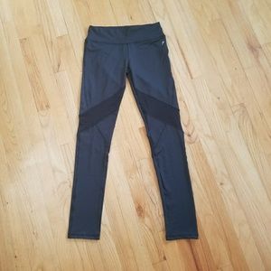 NWOT Mesh Insert Leggings